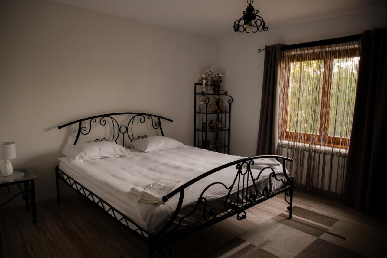 Vila Beli San Bed and Breakfast Vladimirovac Esterno foto