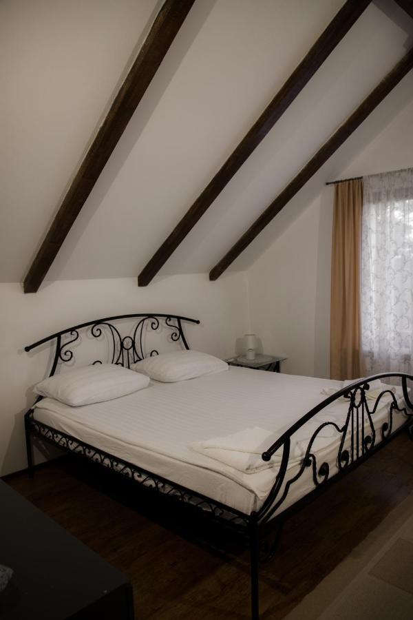 Vila Beli San Bed and Breakfast Vladimirovac Camera foto